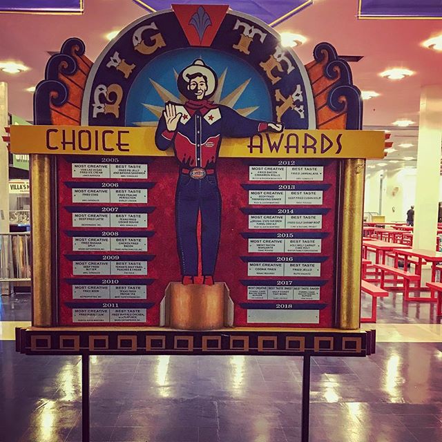 Big Tex Choice Awards is only TWO days away!! That means only TWO days until we find out the Best Tasting- Sweet, Best Tasting- Savory, and Most Creative! Which food item are you rooting for? 🤔😍🤠😋 #BTCA #BigTex