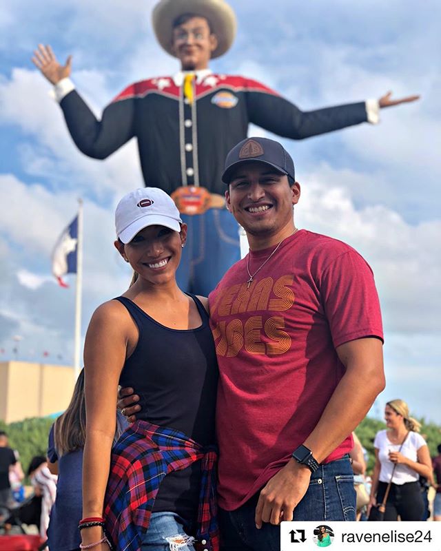Anyone else getting photobombed by your favorite 55-feet tall cowboy?! #BigTex #POD Thank goodness our cowboy is looking sharp thanks to our friends at @dickies and @lucchese