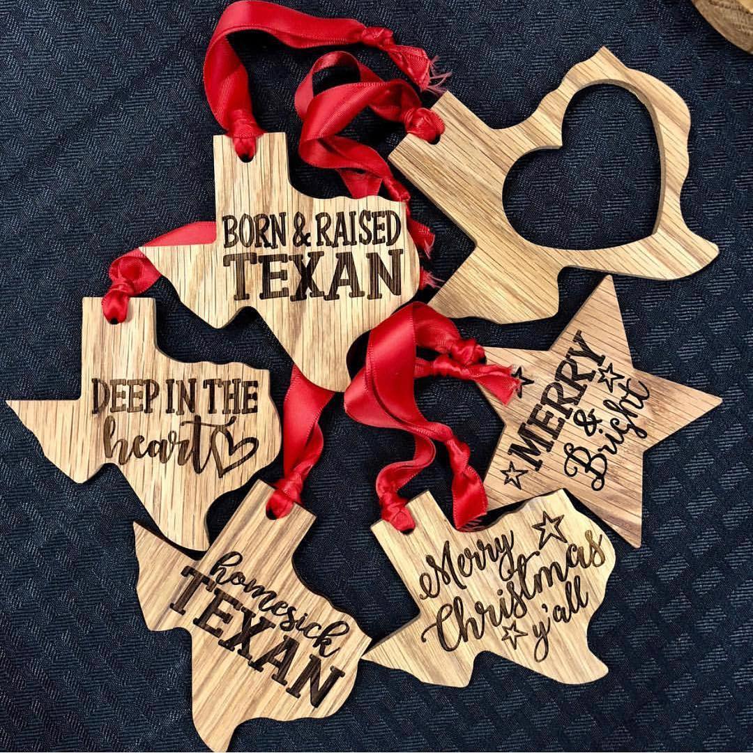 #Repost- How many of you picked up a @paddletramps ornament from the @gotexan pavilion during the fair?! If not, don’t worry they’re now available on Paddle Tramps website! Just go to their profile and click link in bio! 😍🎄 #Ornaments #Texas #StateFairofTX