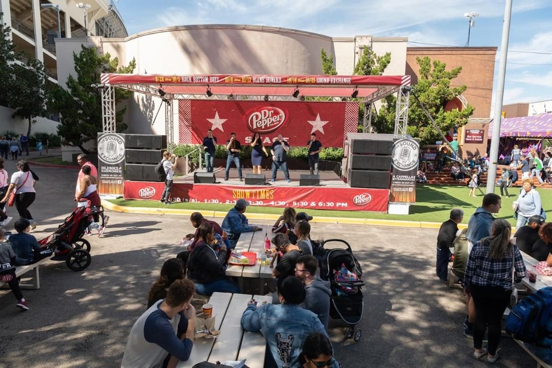 If you’re looking for something to do at the Fair this week, stop by the @drpepper stage! Stop by for daily performances at 11 a.m., 1:00, 3:30, 5:00, and 7:00 p.m.! 😁🎶🧡Join us and our friends @dallasnews, on Nimitz Drive, for these FREE performances! 👋 #BigTex #StateFairofTX