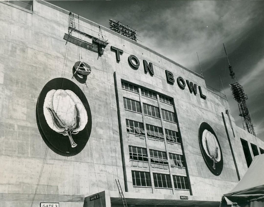 Throwback photo from 1948 of the Cotton Bowl Stadium. State Fair of